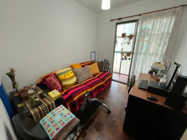 Departamento Cuatro Amb, en Venta, Excelente (Parque Patricios) 5