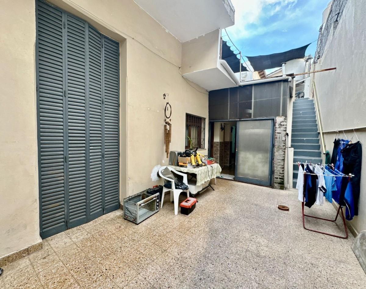 Se Vende Casa Tres Amb, Lote Propio, con Cochera (Villa Lugano) 4
