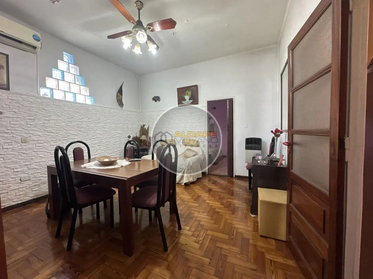 Se alquila Casa ideal multifamiliar, con piscina y garage (Tablada) 4