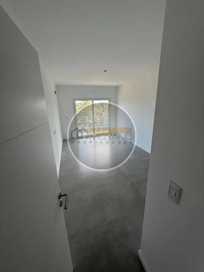 Alquiler Departamento dos amb, con cochera, amenities (Canning Center) 5