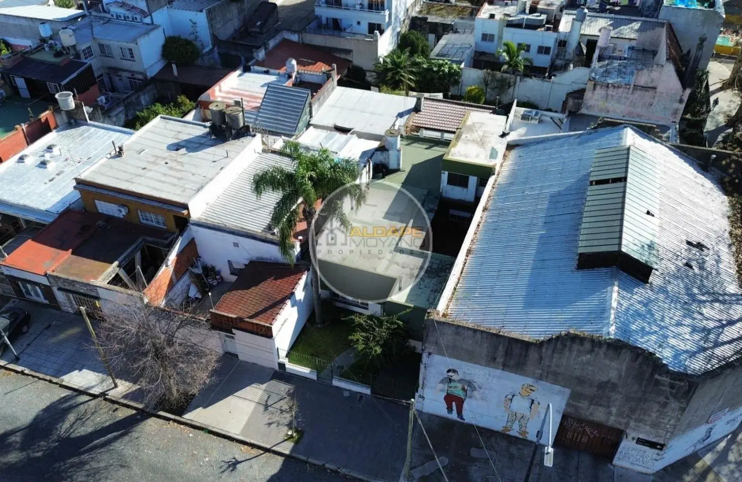 Se Vende Casa Cuatro ambientes, con cochera, Quincho (Villa Lugano) 4