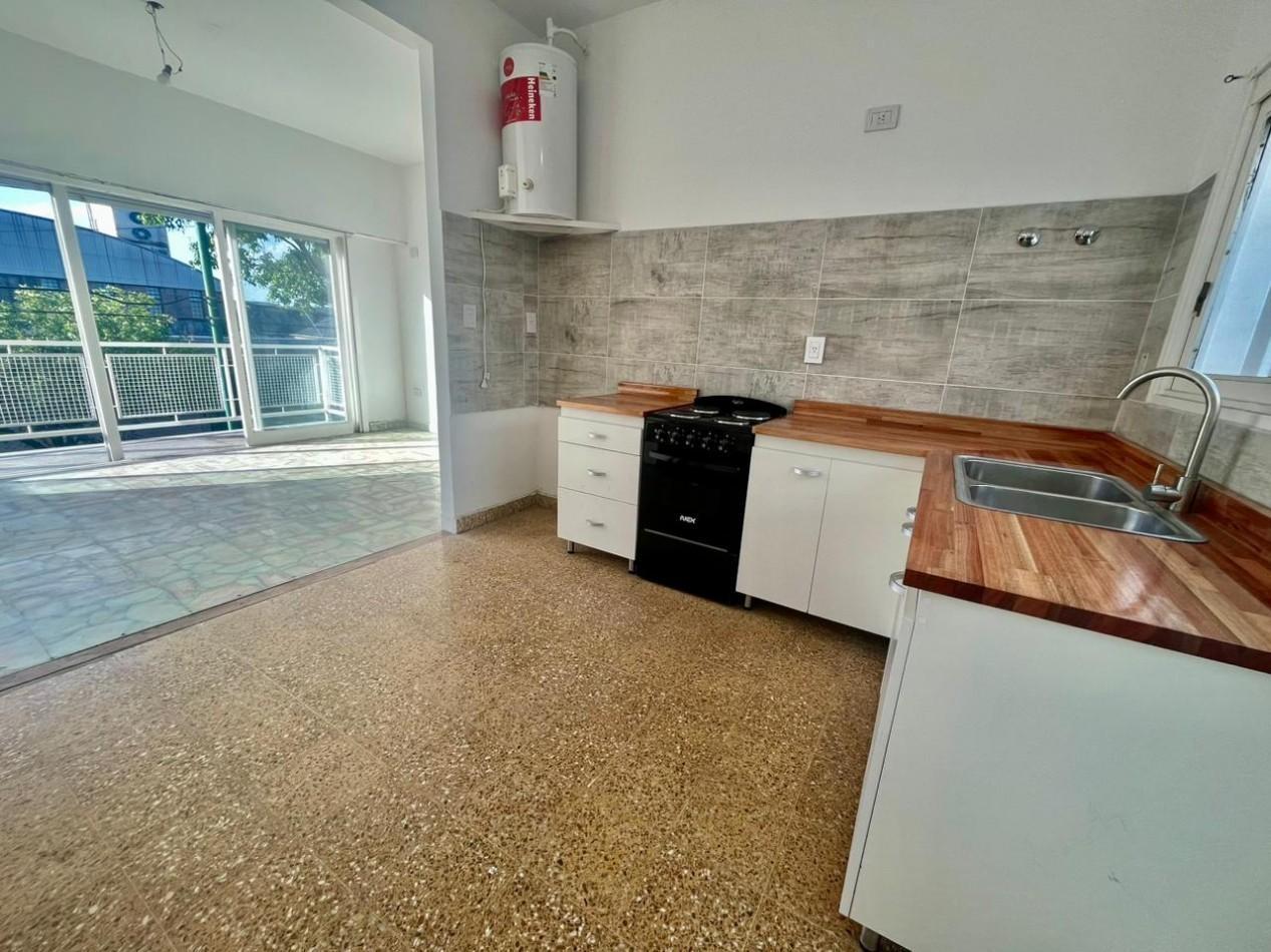 Foto de Se vende departamento cuatro amb, remodelado, con espacio aereo!!! Apto, imagen 2