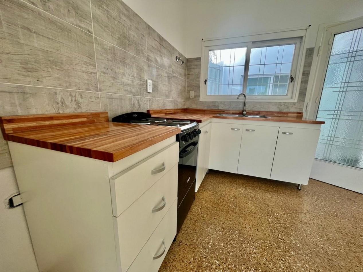 Foto de Se vende departamento cuatro amb, remodelado, con espacio aereo!!! Apto, imagen 1
