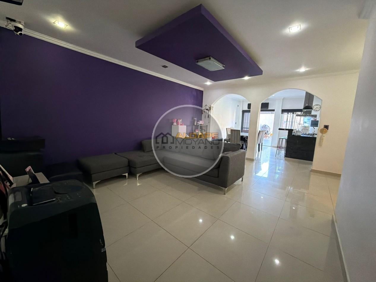 Foto de En Venta PH cuatro ambientes con cochera (Lomas del Mirador), imagen 2