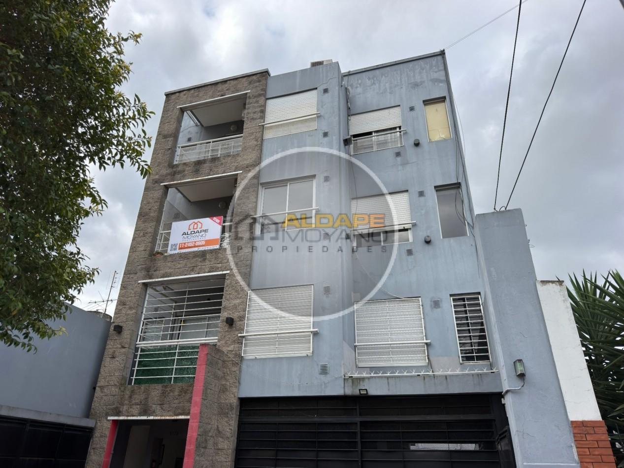 Foto de Se vende departamento tres amb, con cochera (Villa Lugano) apto credito, imagen 1
