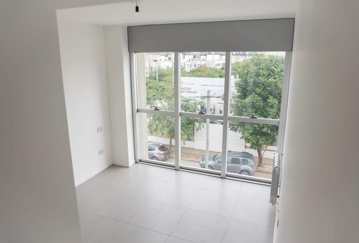 Foto de DEPTO 1 DORMI CON COCHERA DOBLE Y 2 BALCONES CAÑITAS, imagen 4