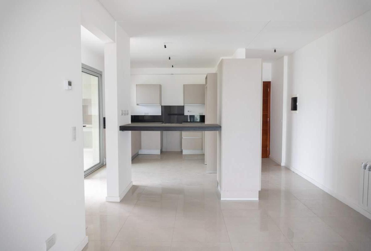 DEPTO 1 DORMI CON COCHERA DOBLE Y 2 BALCONES CAÑITAS