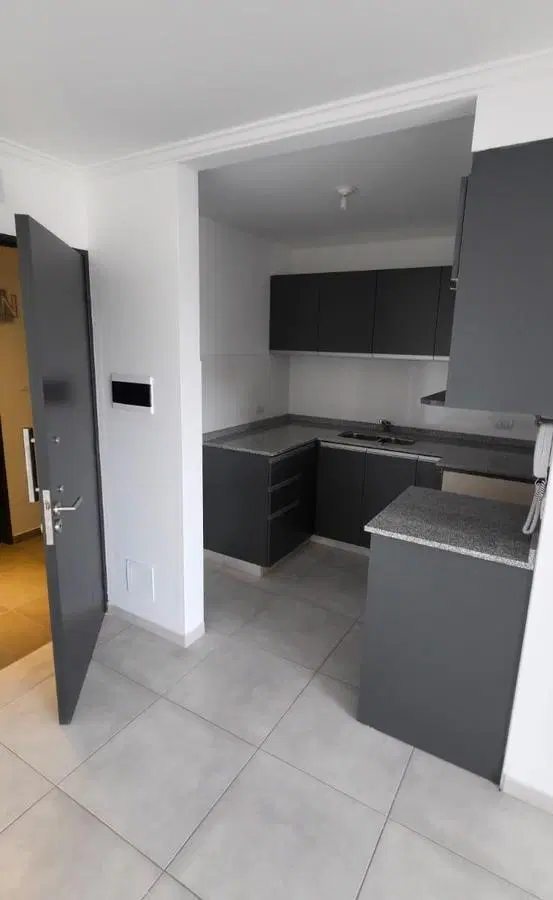 IDEAL IVERSORES!!!   DEPTO 1 DORMITORIO CON BALCON AV.PUEYRREDON 3