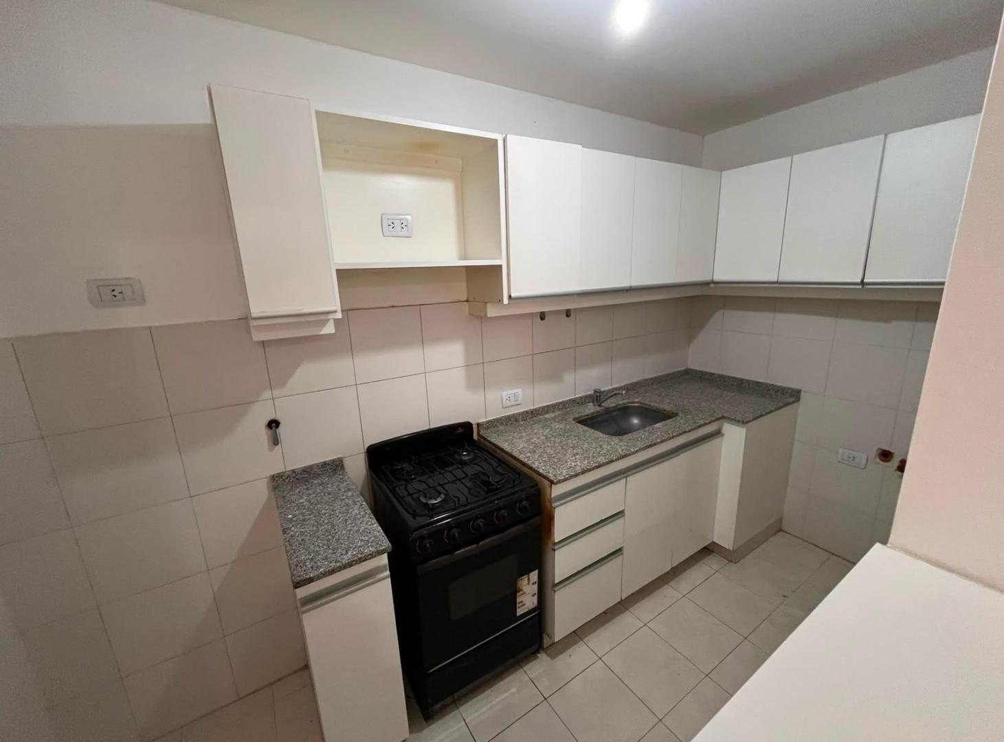 Foto de ALQUILER Departamento PISO 4F 1 DORM calle corrientes al 400, imagen 2