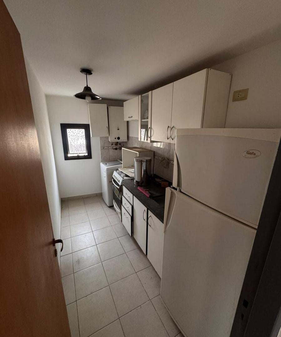 Foto de Departamento en VENTA 1 dormitorio edificio de 3 pisos expensas bajas, imagen 3