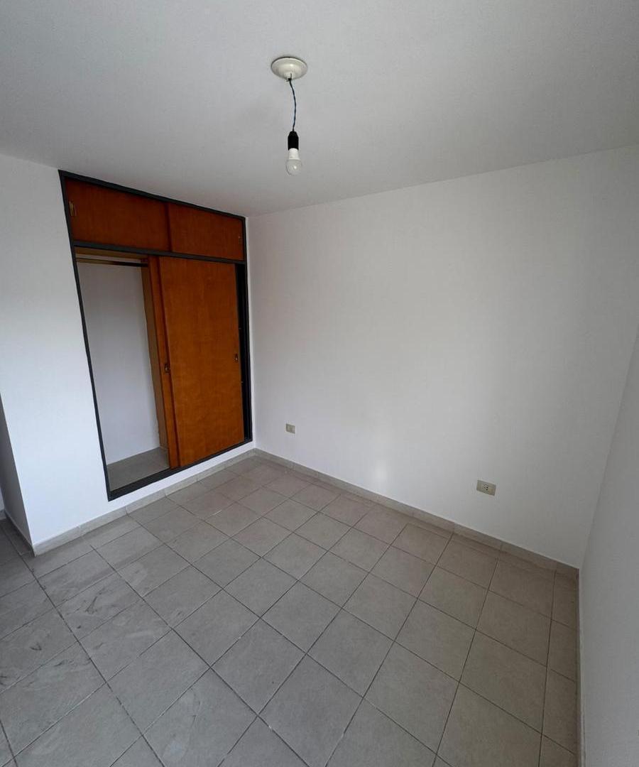 Foto de Departamento en VENTA 1 dormitorio edificio de 3 pisos expensas bajas, imagen 4