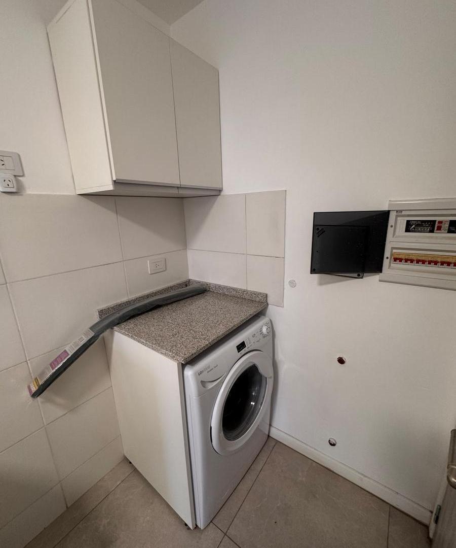 Foto de Departamento en venta 2 DORMITORIOS 1 BAÑO PARRILLA pileta sum y cochera, imagen 3