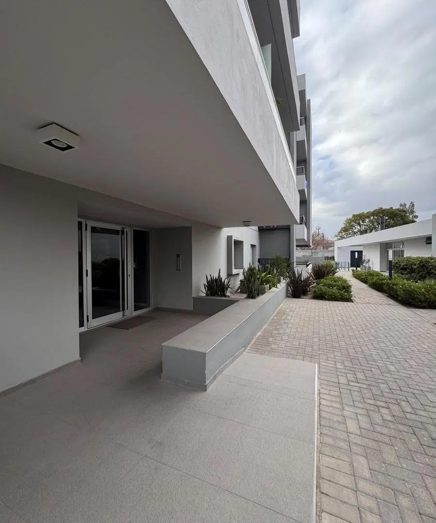 Departamento en venta 2 DORMITORIOS 1 BAÑO PARRILLA pileta sum y cochera 4