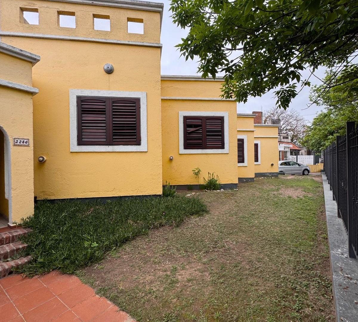 Foto de Casa en Parque Capital planta baja con pileta y cochera para 2 autos, imagen 4