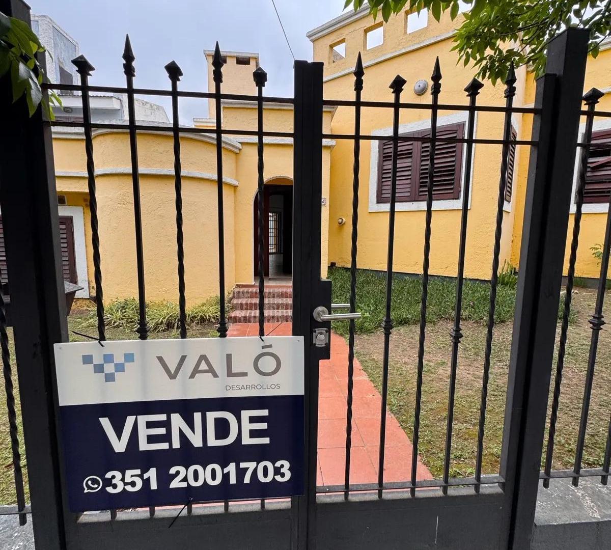 Foto de Casa en Parque Capital planta baja con pileta y cochera para 2 autos, imagen 3