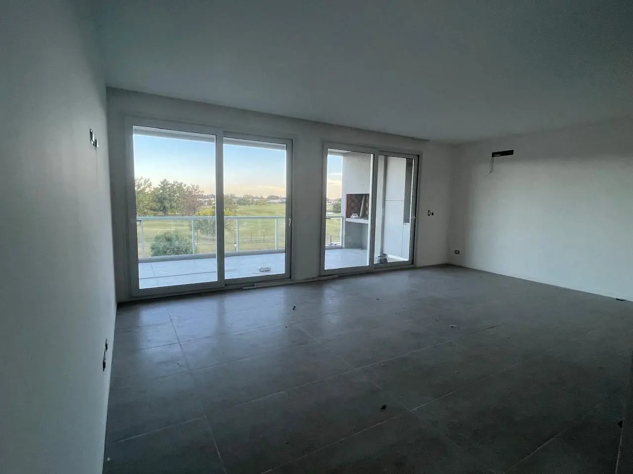 Departamento a estrenar en alquiler en La Calesa 2