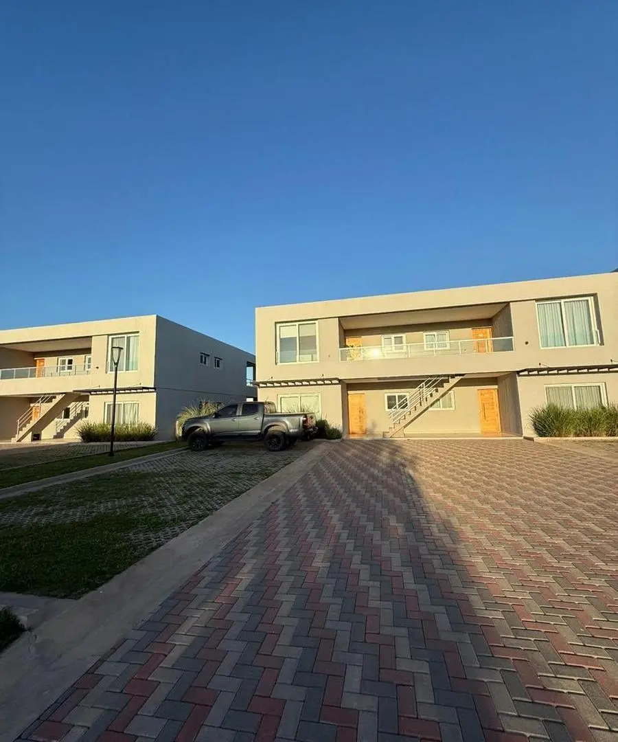 Departamento en alquiler en La Calesa Pilará 3