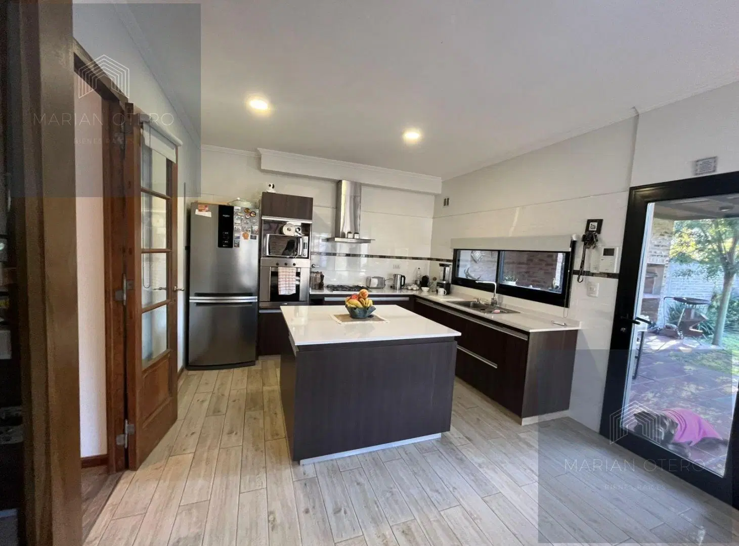 Muy Linda Casa en Venta en Manzanares, Pilar 3