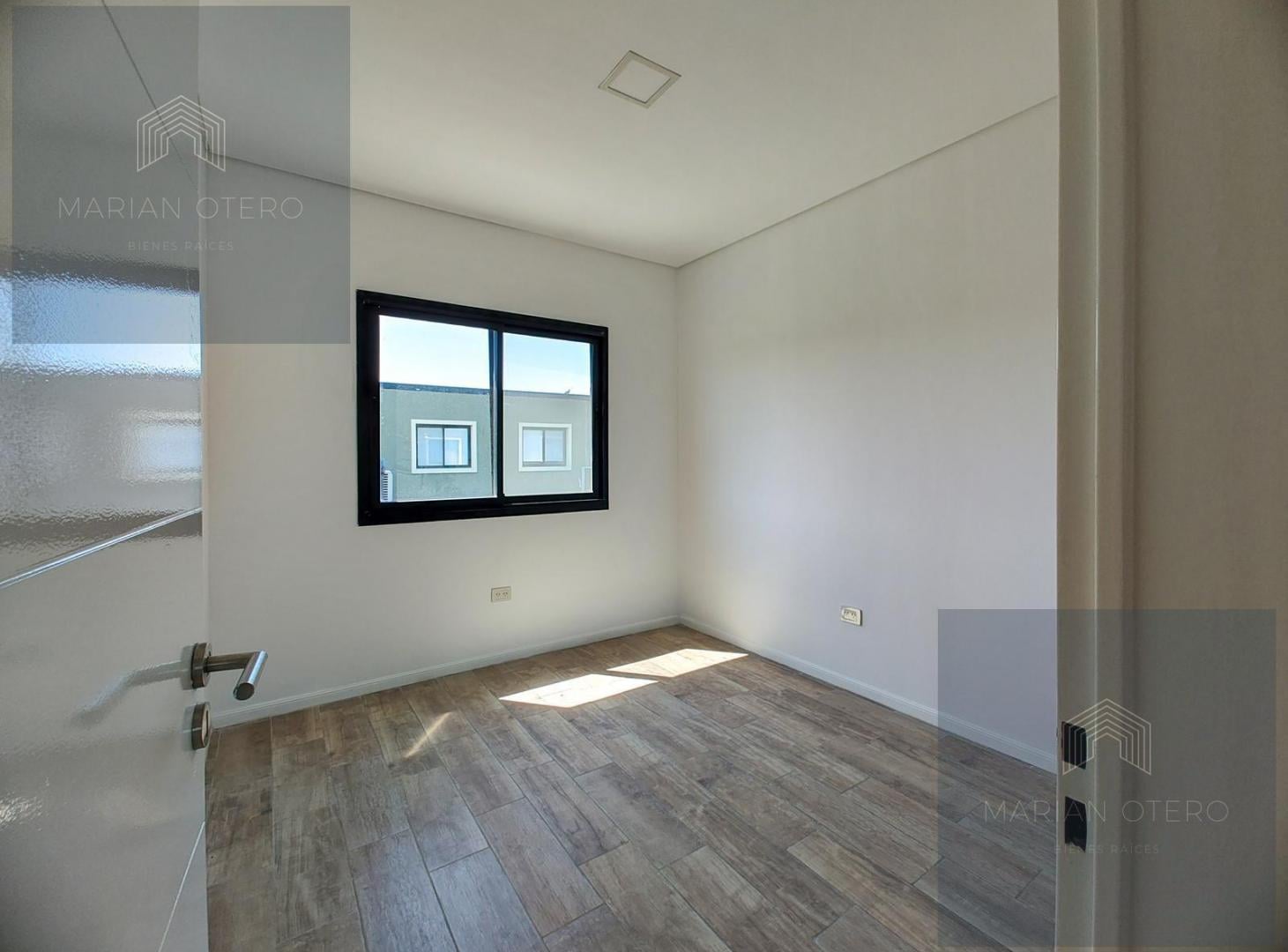 Foto de Duplex en Alquiler en Cañada Village de 4 ambientes, imagen 4