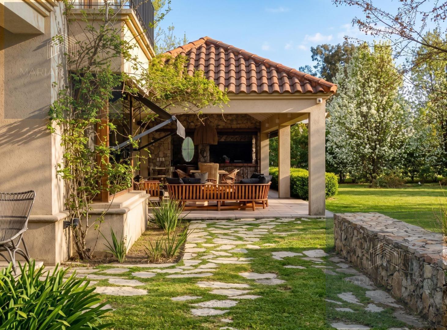 Foto de Espectacular Casa en Venta en La Berlina, Pilará, imagen 2
