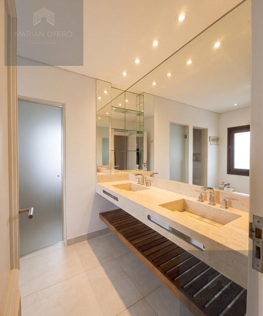Foto de Espectacular Casa en Venta en La Berlina, Pilará, imagen 4