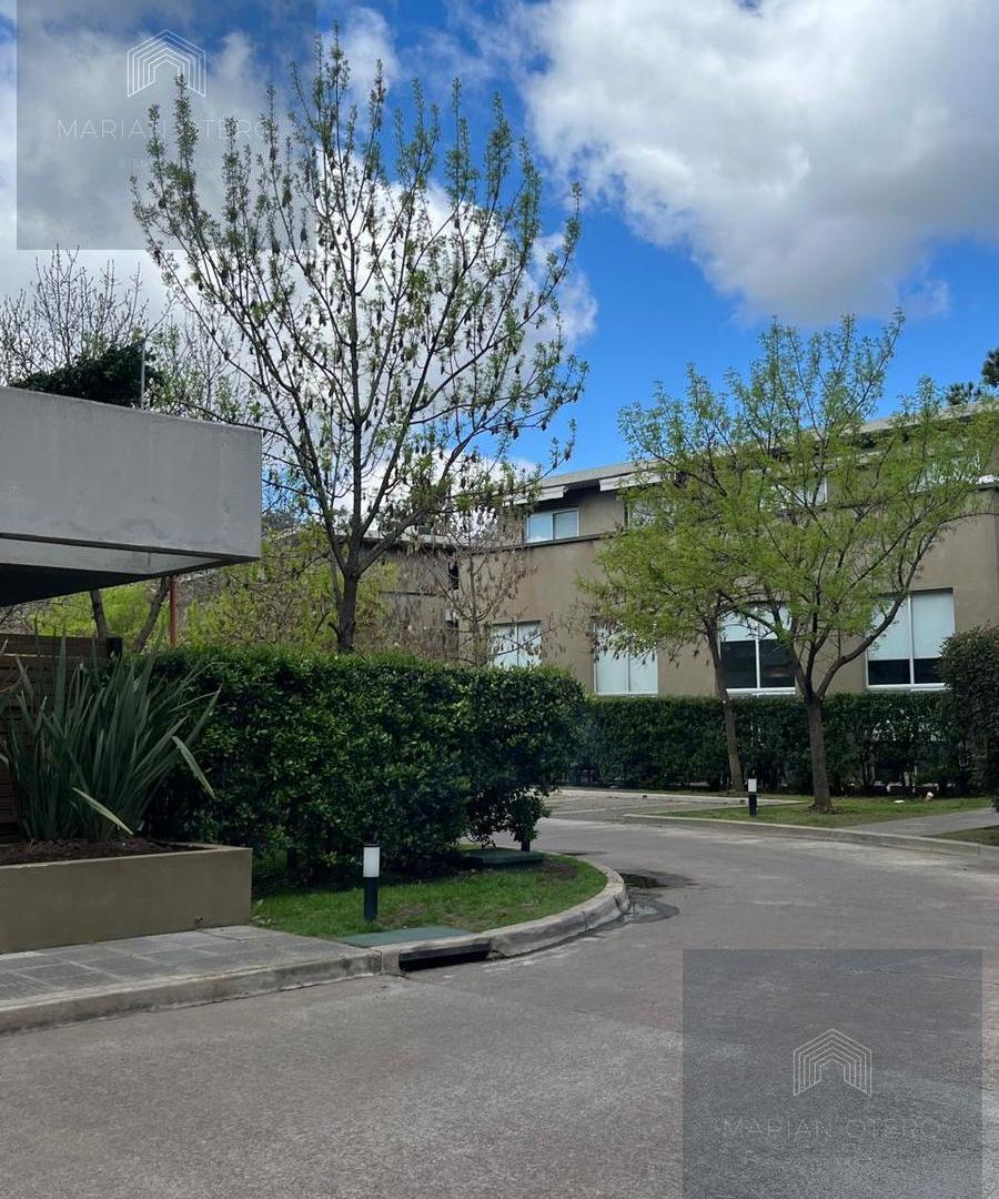 Foto de Departamento de tres ambientes en Venta en Bosque Alto, imagen 2