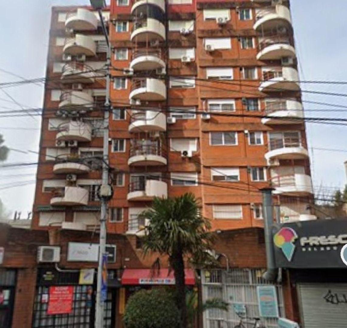 Foto de 2 ambientes amplio, silencioso y apto crédito en pleno centro de, imagen 2