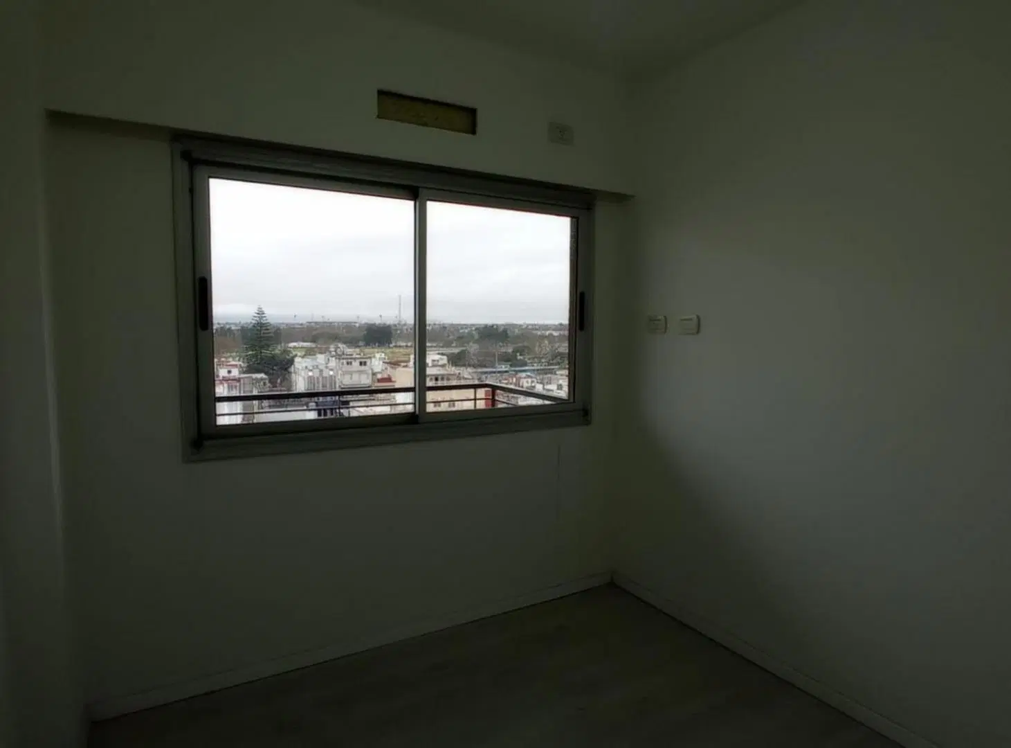 Departamento Piso 3 Ambientes Al Frente, Cochera 3