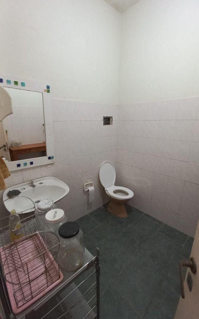 Foto de VENTA EN BLOCK DOS LOCALES MAS VIVIENDA. LANUS ESTE, imagen 5