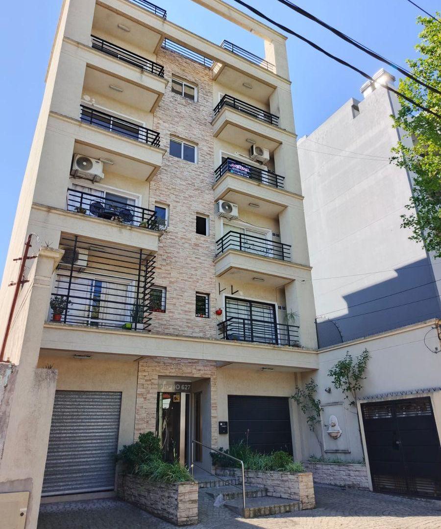Foto de DEPARTAMENTO 2 ambts con cochera APTO CREDITO opcional segunda cochera, imagen 2