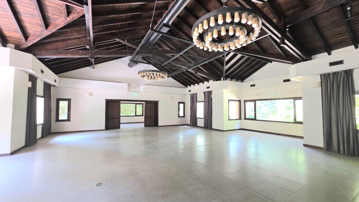 Local Comercial - Restaurant - Casa de Té + Departamento