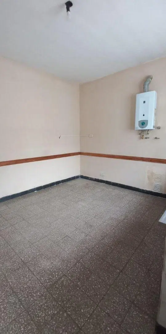 DEPARTAMENTO INTERNO CON JARDIN VERDE DE USO EXCLUSIVO 2