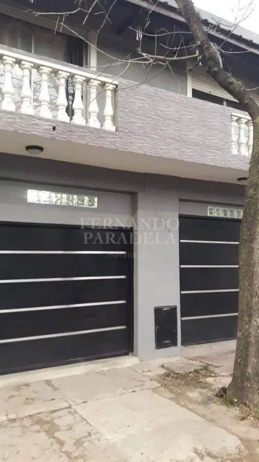 Casa - Barrio Parque Leloir 1