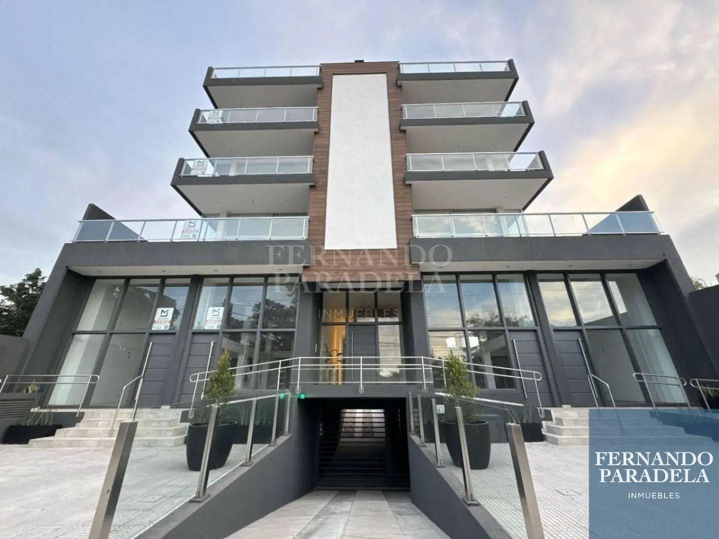 Local - Barrio Parque Leloir 5