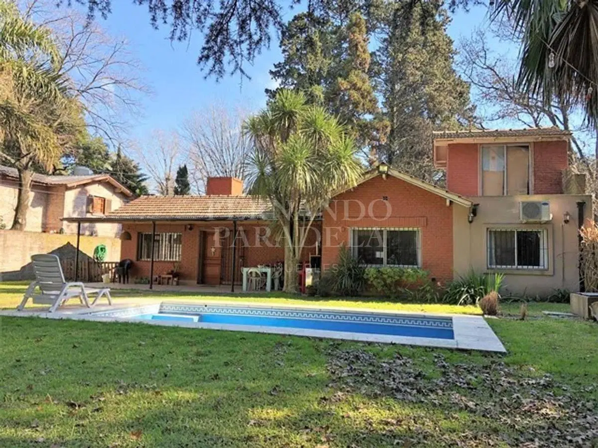 Casa - Barrio Parque Leloir 5