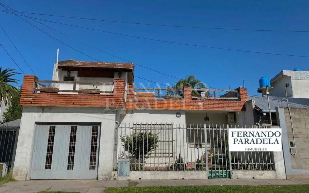 Casa en Villa Santos Tesei 1