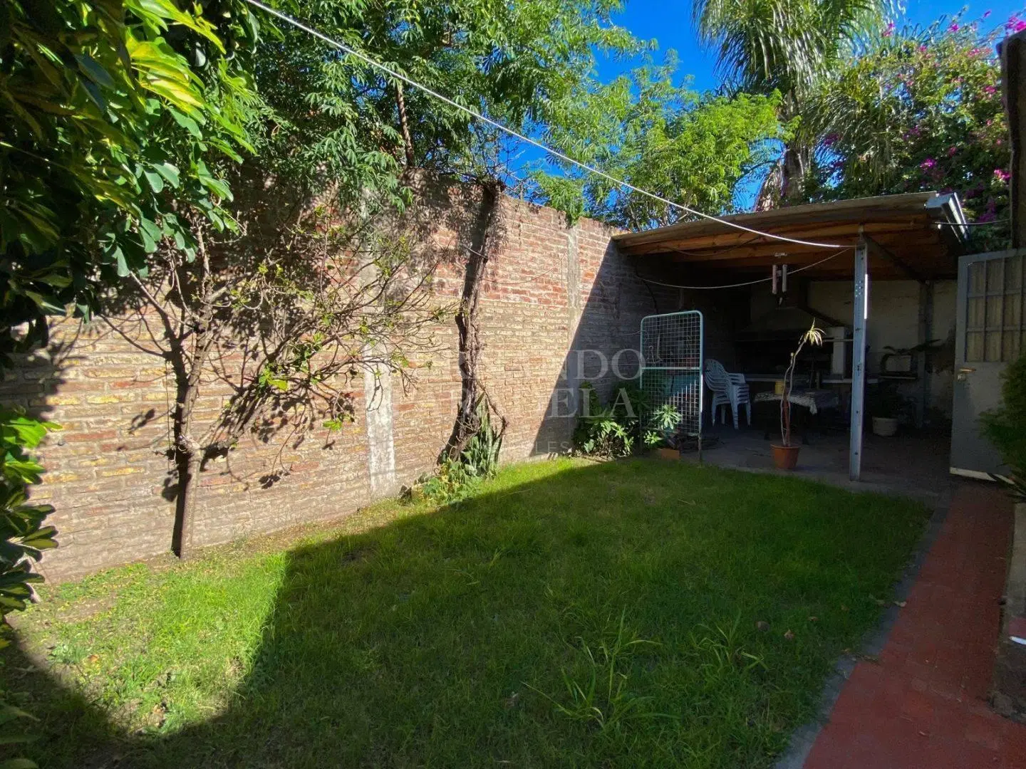 Casa en Villa Santos Tesei 8