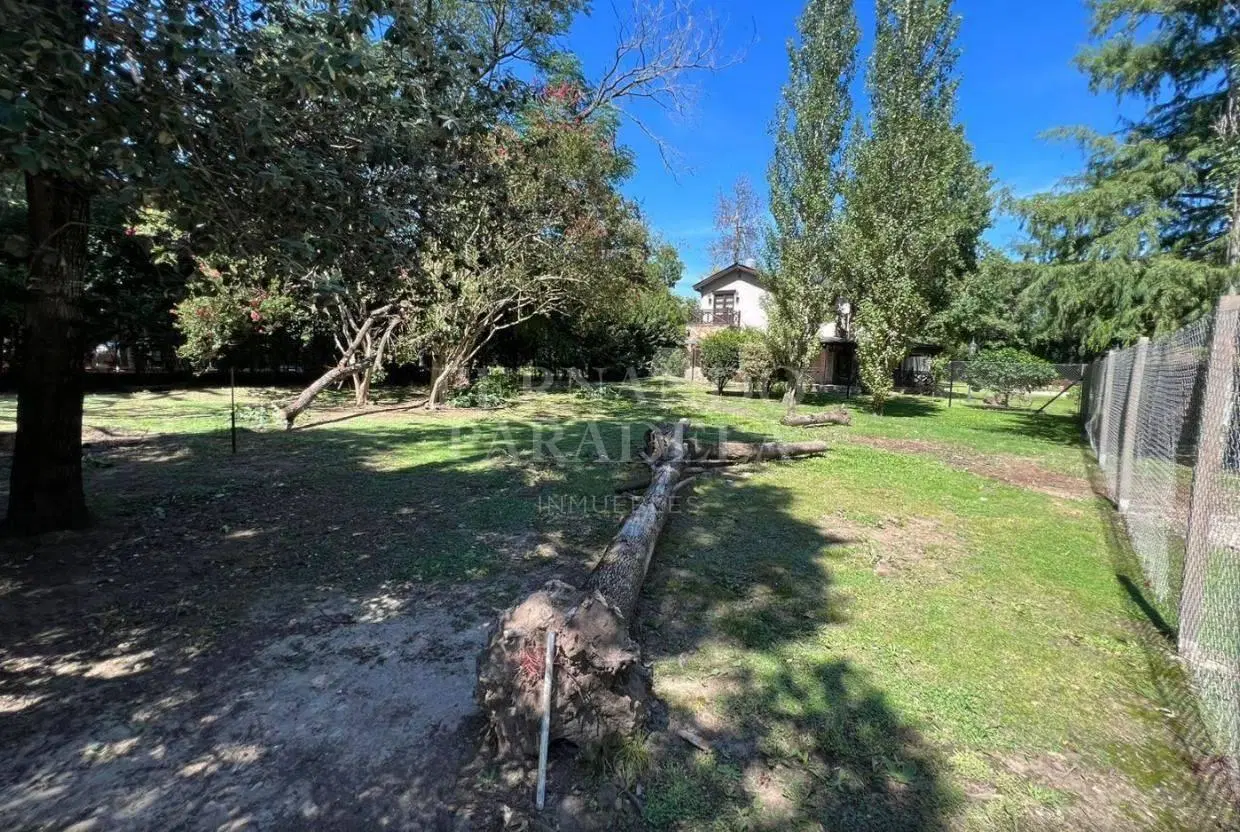 Terreno en Barrio Parque Leloir 5