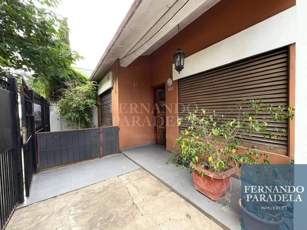 Casa en venta de 3 dormitorios c/ cochera en Villa Gobernador Udaondo 2