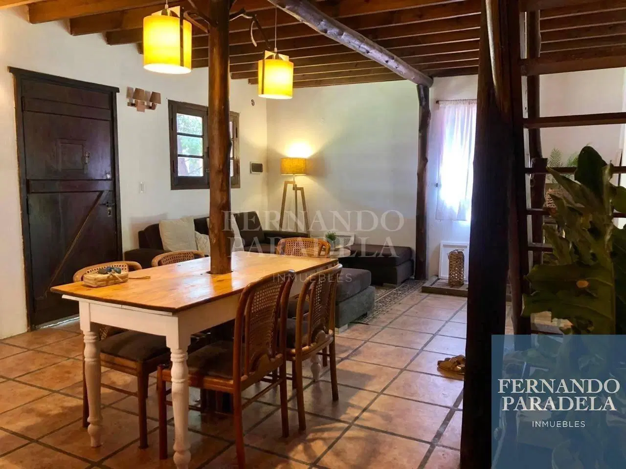 Casa en venta de 3 dormitorios c/ cochera en Parque Leloir 2
