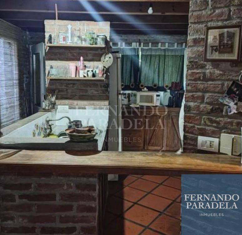 Foto de Casa en venta de 3 dormitorios c/ cochera en Villa Gobernador Udaondo, imagen 2
