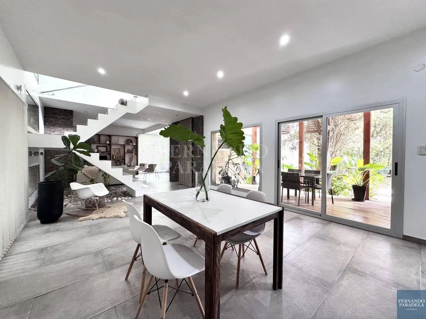 Casa en venta - 5 ambientes en Parque Leloir 8