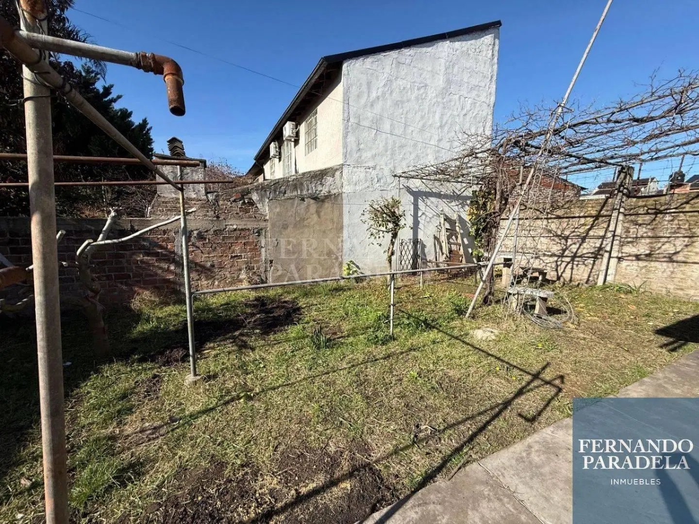 Casa en venta c/ cochera en Villa Gobernador Udaondo 8