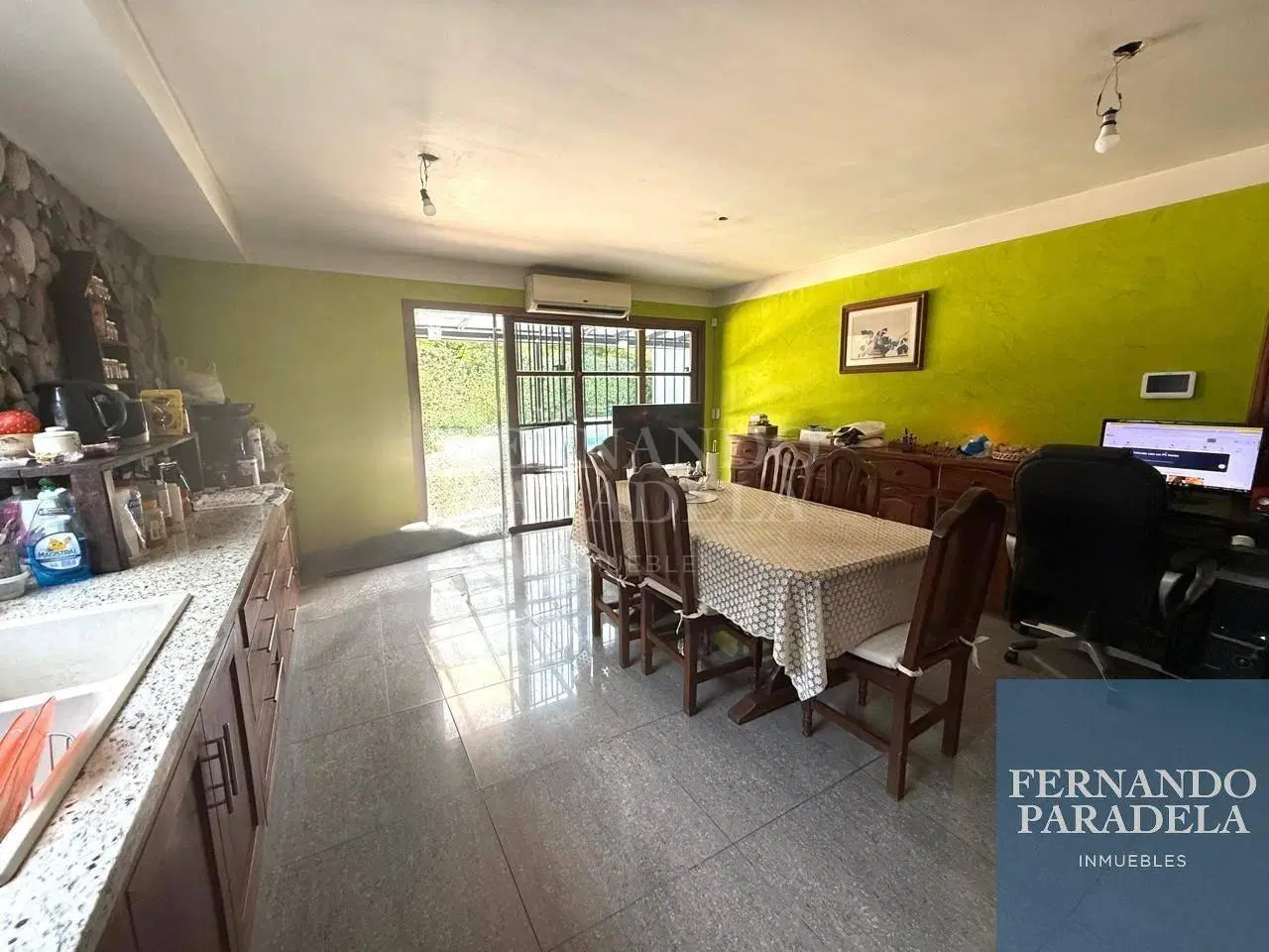 Casa con lote de 1516mts 2