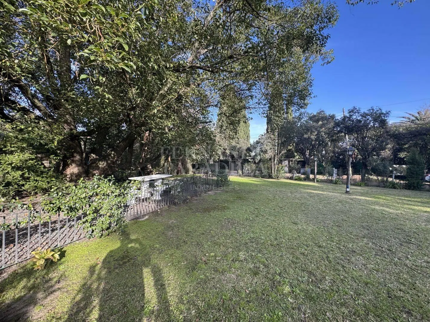 Lote en venta Parque Leloir 4