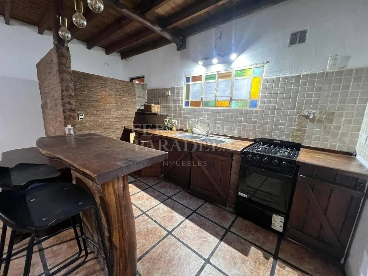 Alquiler casa en condominio - Parque Leloir 8