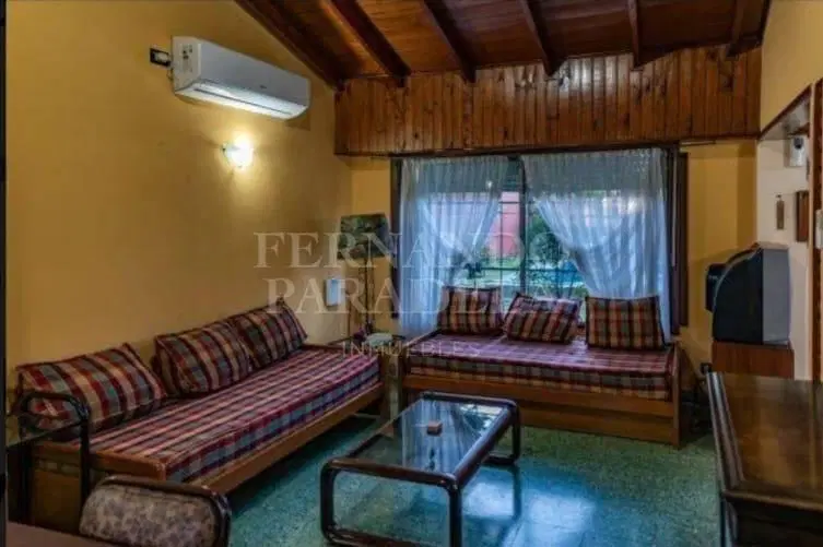 Casa - Barrio Parque Leloir 5
