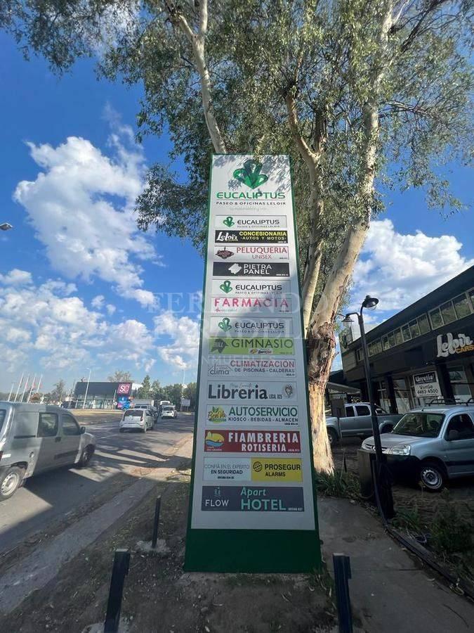 Foto de Local de 321mts en paseo comercial, imagen 3