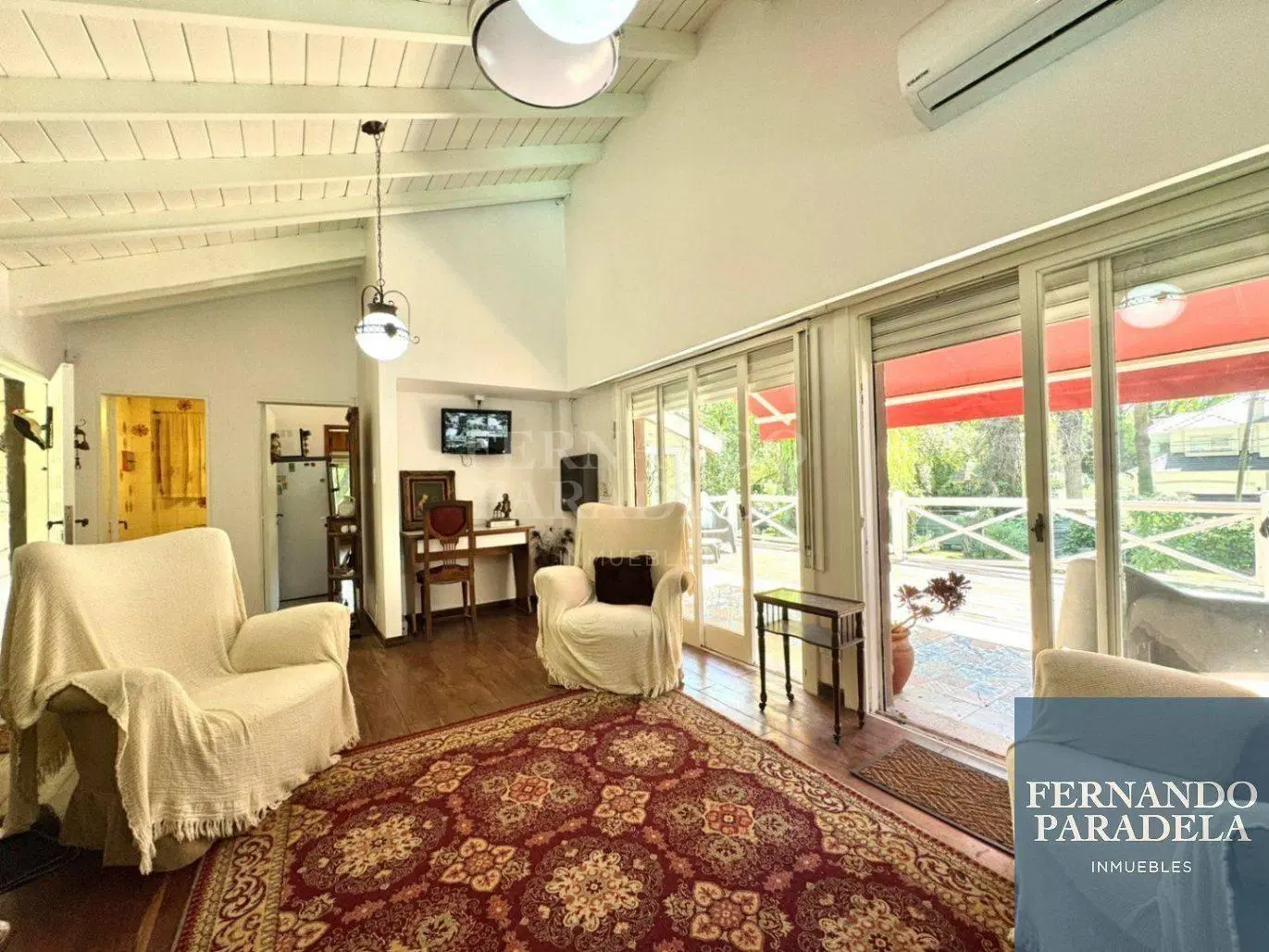 Casa en Barrio Parque Leloir 3