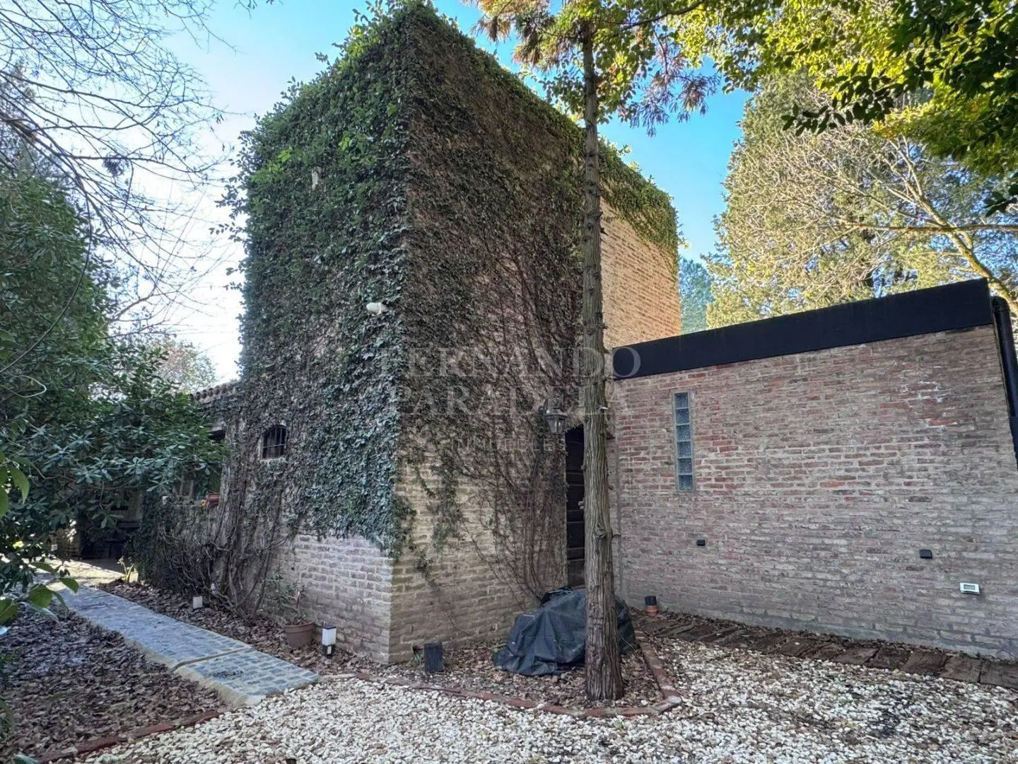 Casa 4 amb en venta en Parque Leloir 3